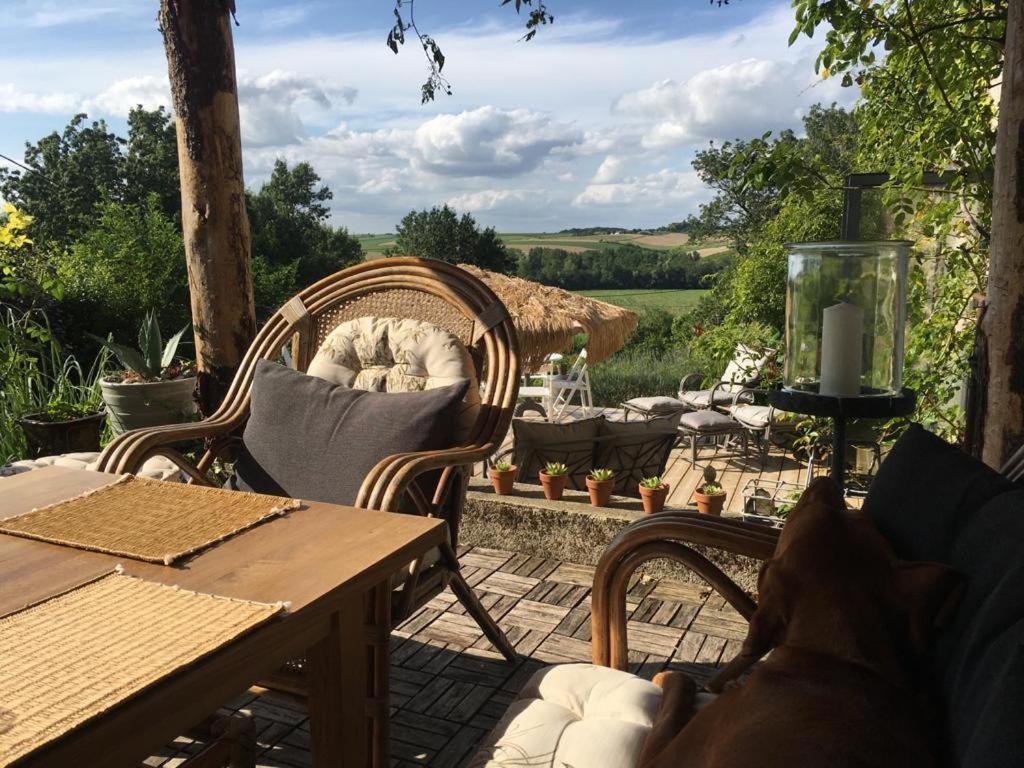 Chez Brown Bed and Breakfast Saint-Thomas-de-Cônac Eksteriør billede