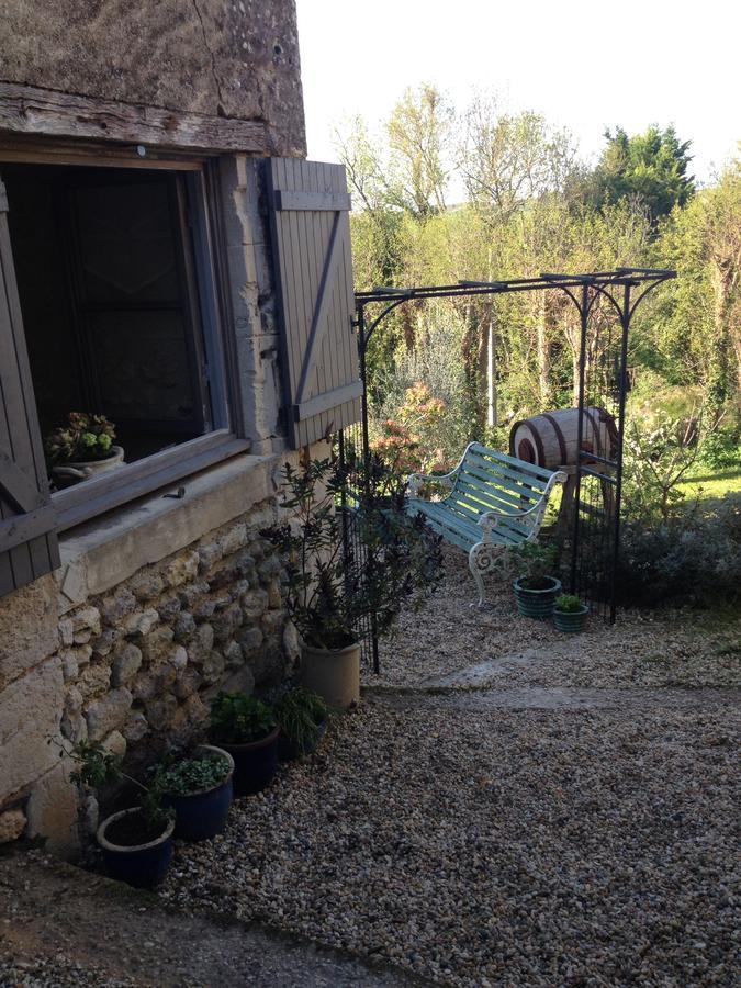 Chez Brown Bed and Breakfast Saint-Thomas-de-Cônac Eksteriør billede